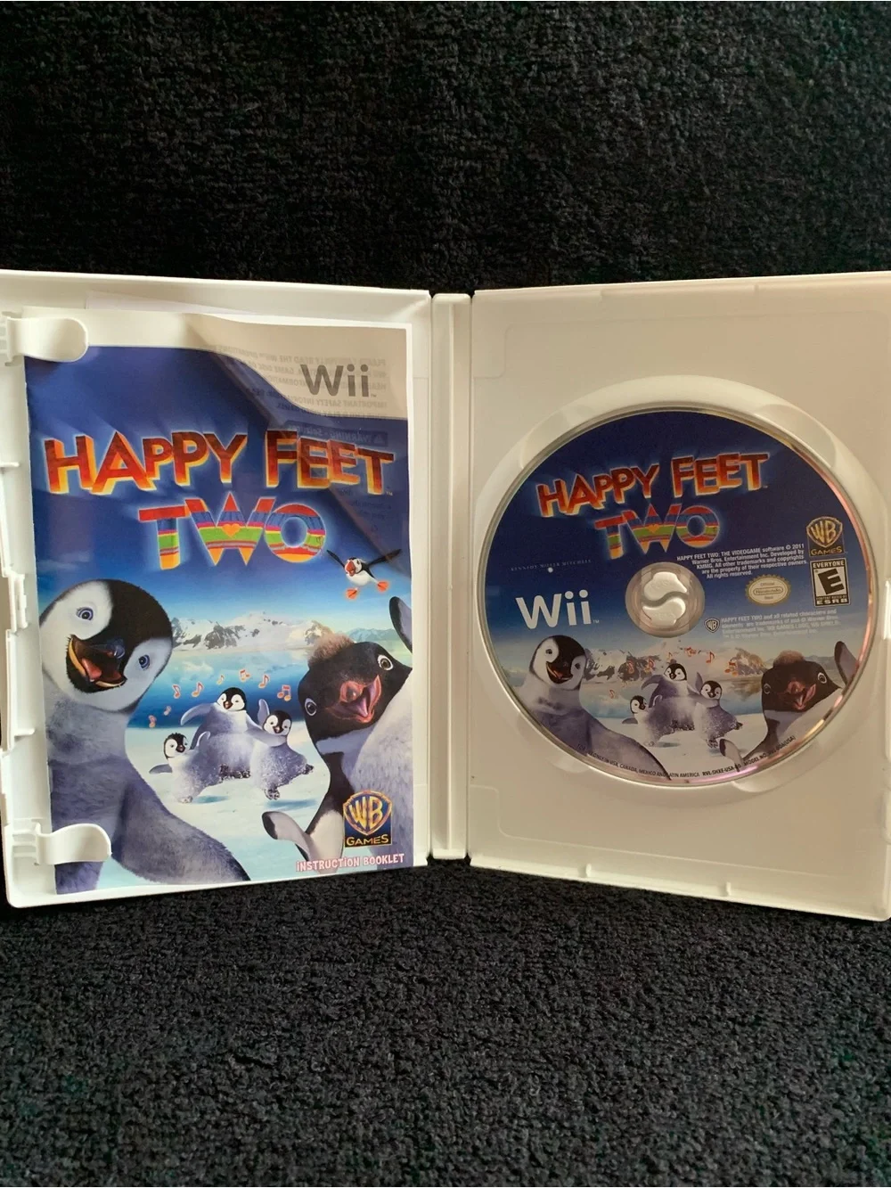 2011 Nintendo Wii Happy Feet Two Video Game